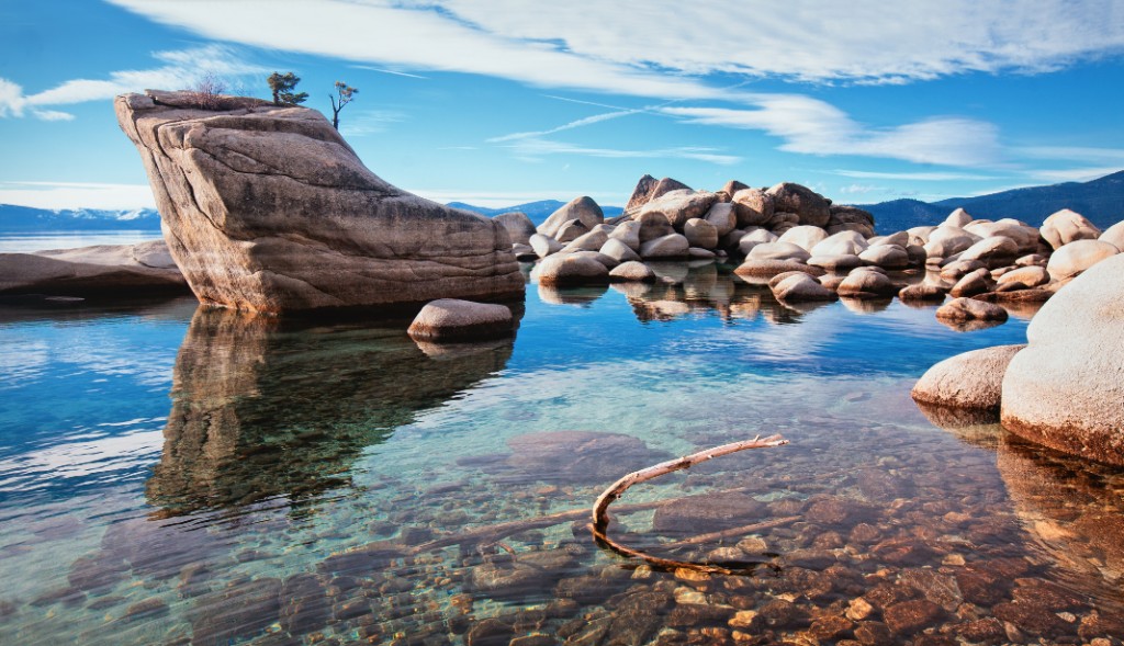 Lake Tahoe-Bonzai Rock